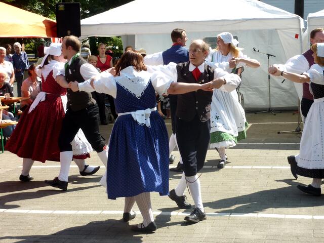 Volkstanzgruppe Blickspeeler Wuppdich