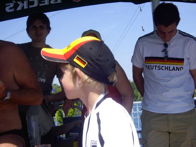 Schilderkappe, schützte auch gleichzeitig die Augen