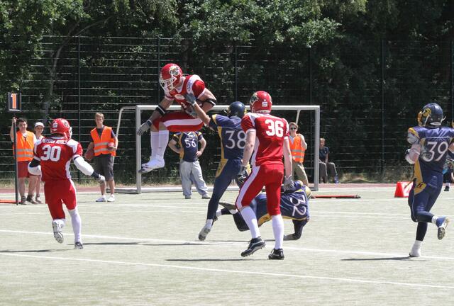 Artistisch erzielt Pascal Schaar enen Touchdown. (Foto: Gerhard Pohl)