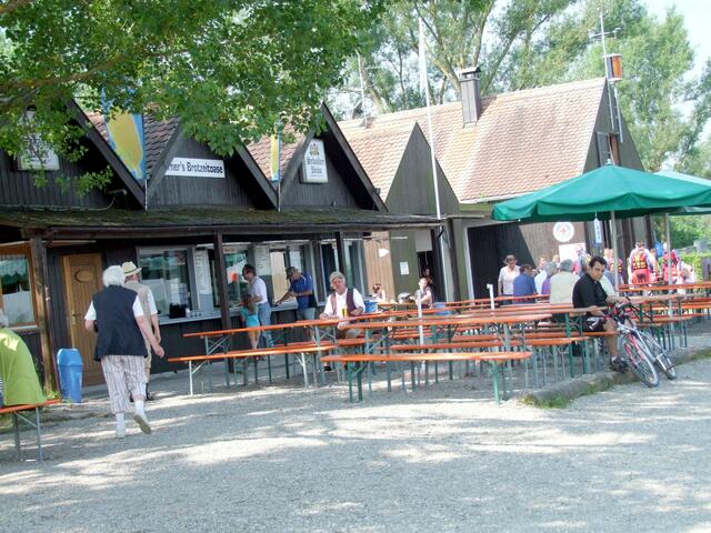 Am Pier der "leiblichen Genüsse" ...