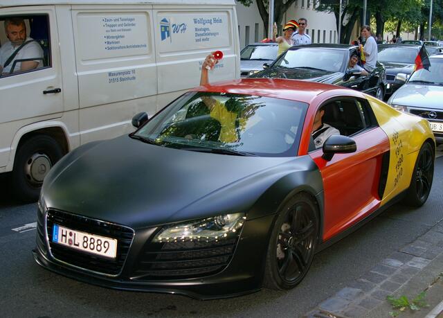 Schwarz Rot Geiler R8