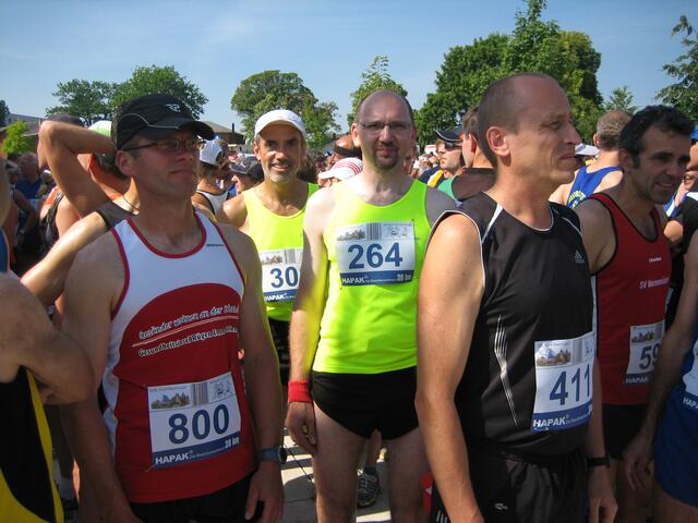Jochen und Reinhardt am 30 km Start