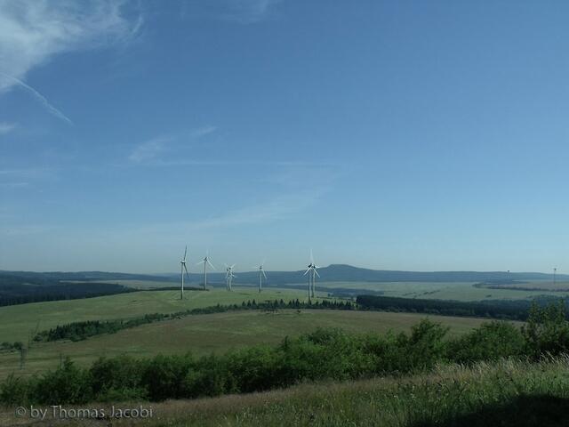 Auf dem Mednik. Blick zum Jeleni Hora (Haßberg).