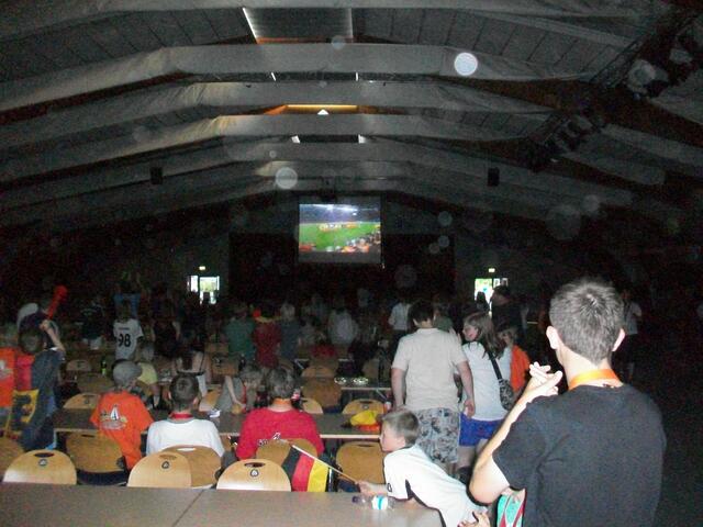 Public Viewing in der Heidmarkhalle