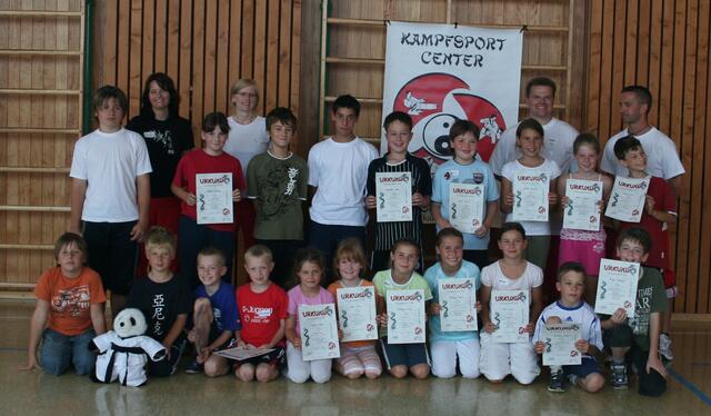 Teilnehmer vom Selbstbehauptungskurs