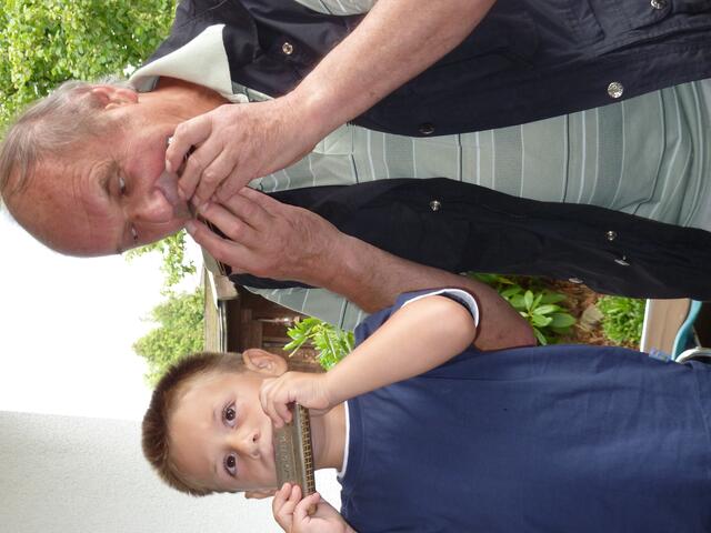 Alt und Jung musizieren