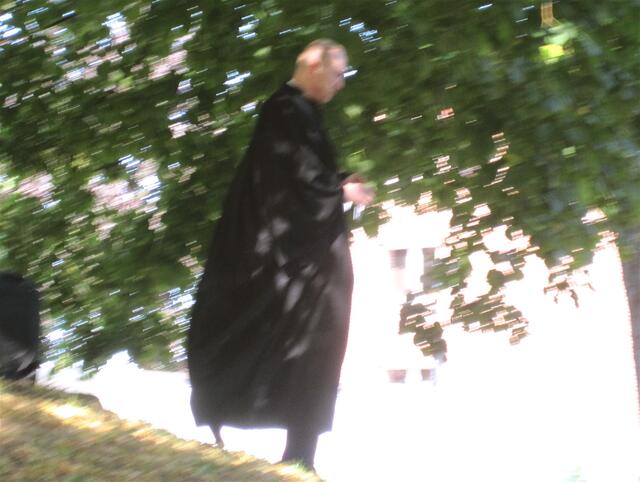 Vom Winde verweht - aber irgendwie doch geschafft. Fehlt noch das Beffchen