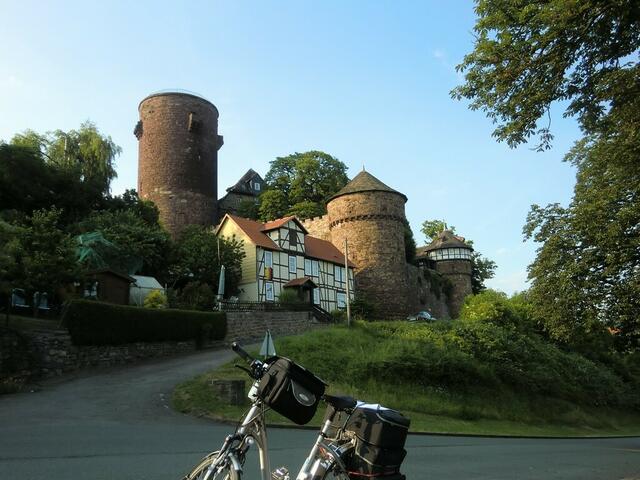 Das erste Ziel, Trendelburg an der Diemel, lag "hoch droben".