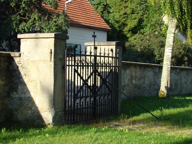 Natürlich trauerten die alten Oberhausener ihrem Kirchhof noch lange nach.