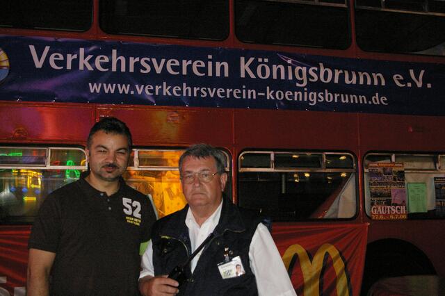Ehrenamtlich auf Streife: Kurt Aue (re.) und Ismail Atug für die Bayerische Sicherheitswacht der Polizei Bobingen/Königsbrunn | Foto: Kurt Aue