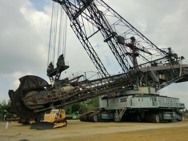 Museumsbagger in Hagenwerder.