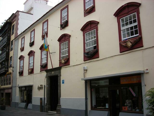 HOTEL AGUERE (URNAME DER STADT)