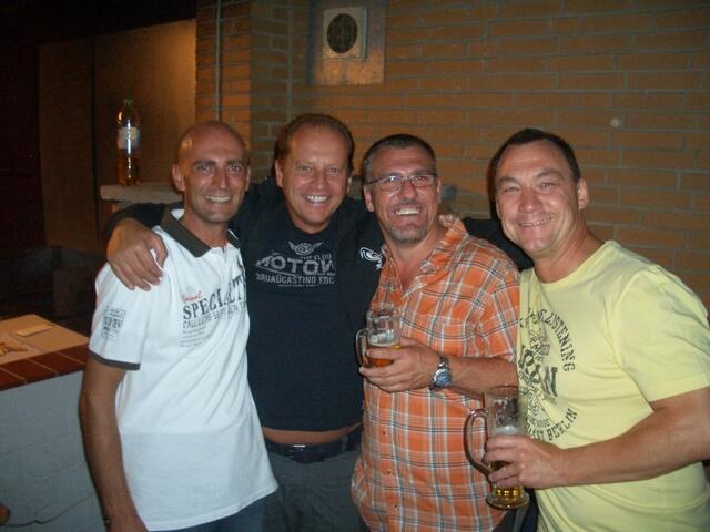 Das waren noch Zeiten....alle in einem Team!