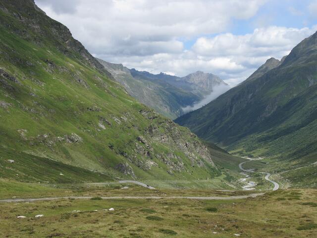 Auffahrt zur Bieler Höhe