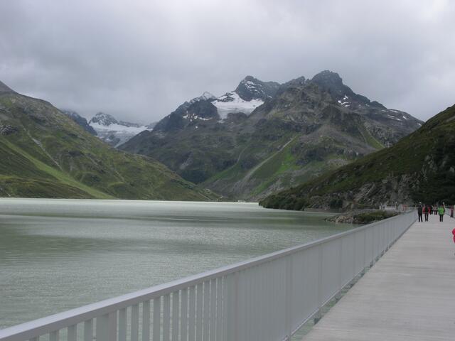 Silvretta Stausee mit Brücke
