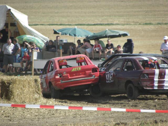 Immer auf die Frauen.