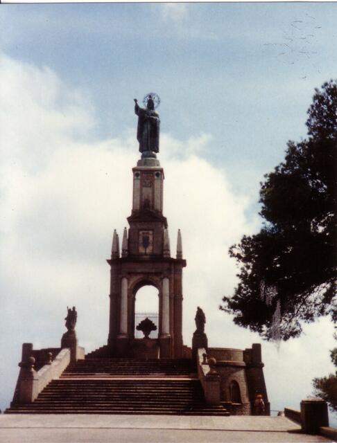 Die Christusstatue und das Kreuz waren auch von unserem Hotel in Cala D´ Or zu sehen