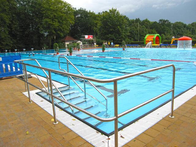 2010