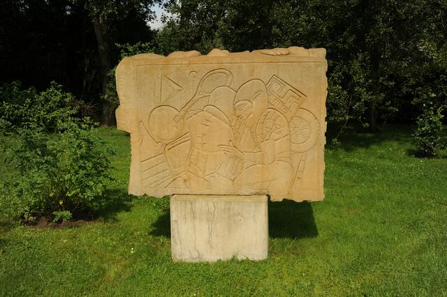 Auch Steinkunst ist dort zu bewundern.