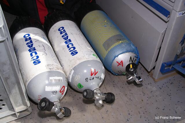 Wasserwacht Friedberg - Pressluft für die Rettungstaucher
