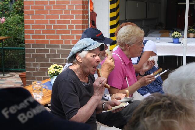 Zwischendrin eine kleine Stärkung | Foto: Uwe Wolf