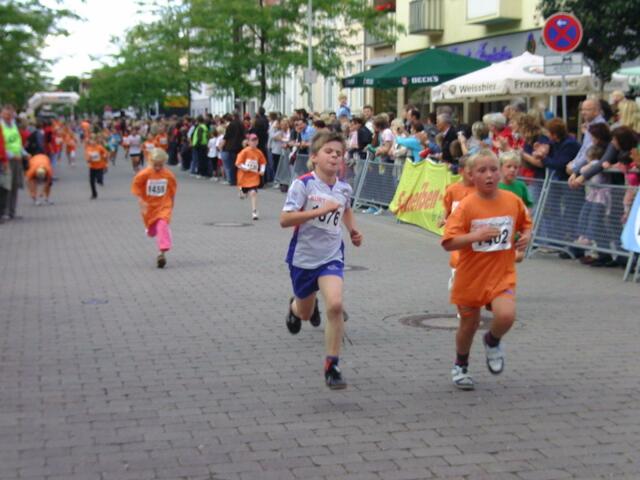 2Km Lauf der Grundschulen