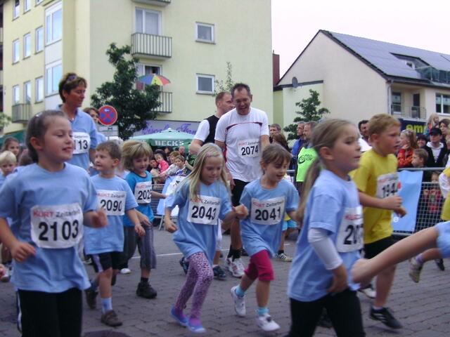 2Km Lauf der Grundschulen
