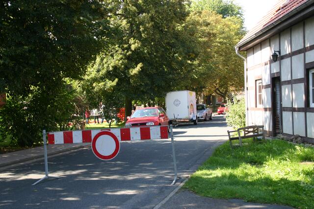 Vorsichtshalber ist die Straße gesperrt
