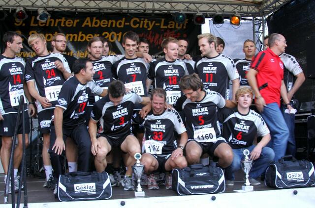 Gleich geht es los: Die 1. Herrenmannschaft läuft 4km