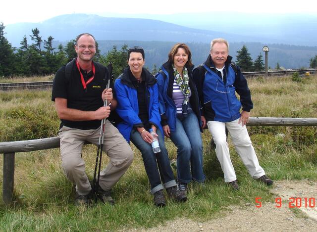 Die Siegergruppe (erste auf dem Gipfel)