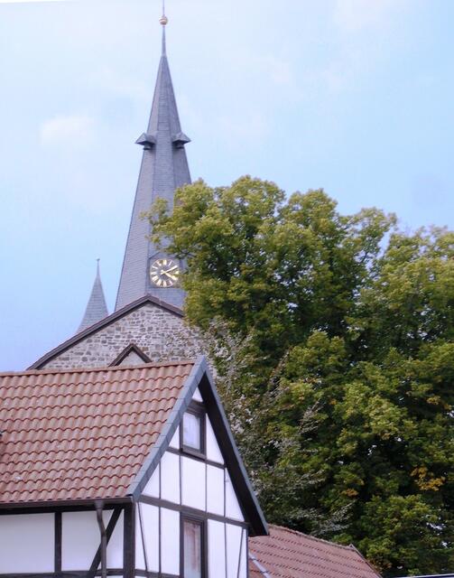 St. Lucas schaut ruhig zu