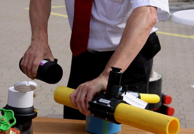 So sehen die heutigen Leitungen im Boden aus