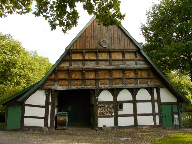 Das Haupthaus - Ein über 400 Jahre altes Zweiständerhallenhaus.