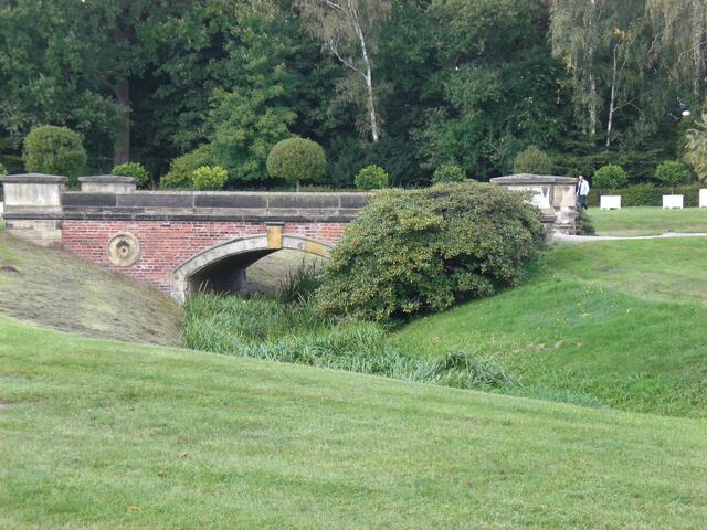 Brücke über den Mühlgraben, hier gleichzeitig Schlossgraben