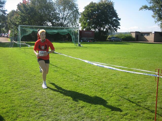 Mandy Krause, 21 km, nach 2:06 Std im Ziel