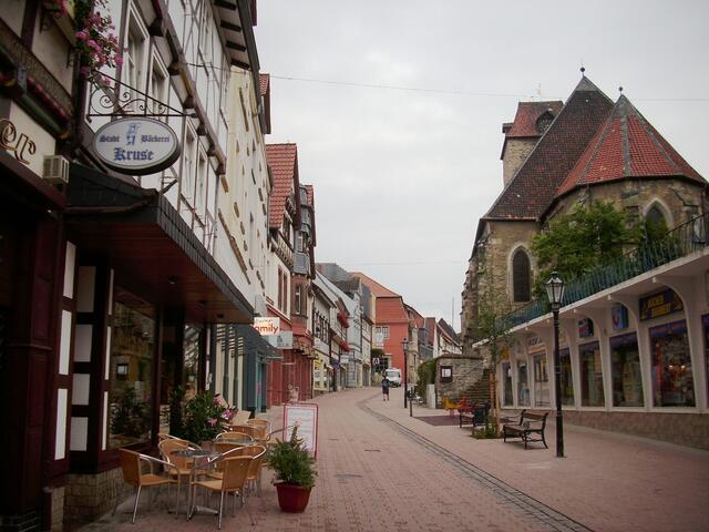 Niedernstrasse und St. Vincenz