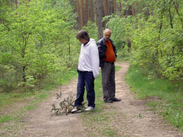 Ich mit meinem Vater im Wald | Foto: Sebatian Nowarra