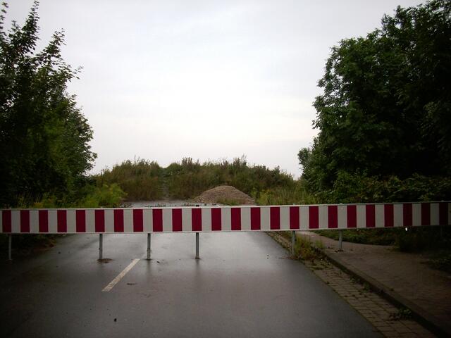Ende im Gelände. Hier geht es zum Braunkohle Tagebergbau