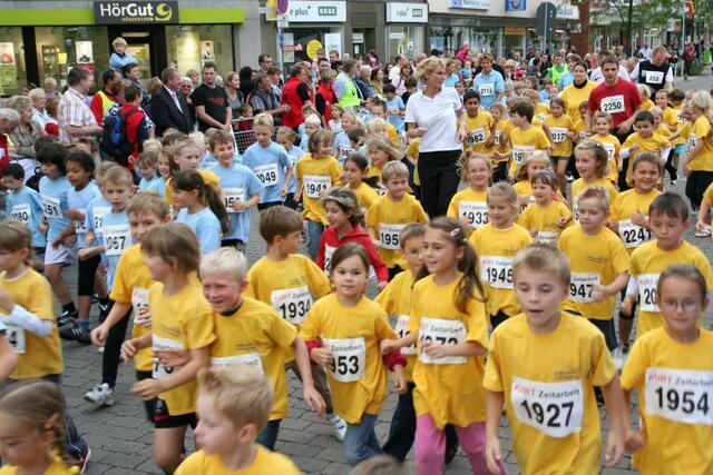 Start des 2-Kilometer-Felds.