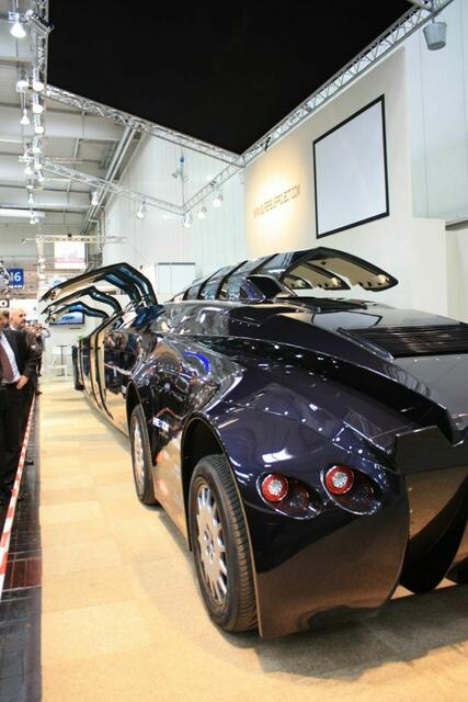 Bat Mobil in Übergrösse
