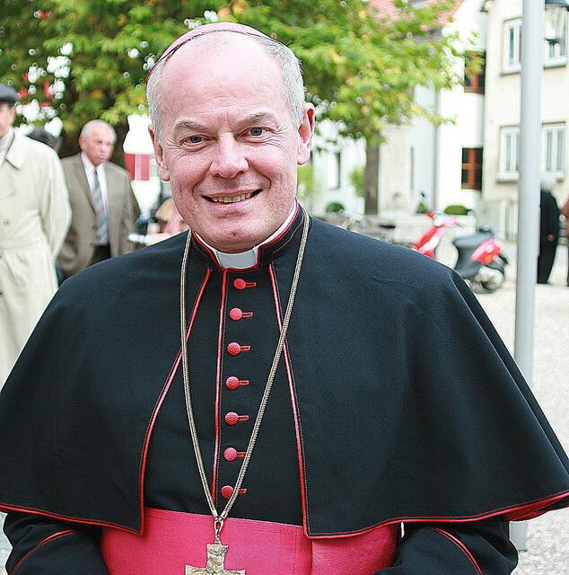 Weihbischof Losinger unter den Konzertbesuchern