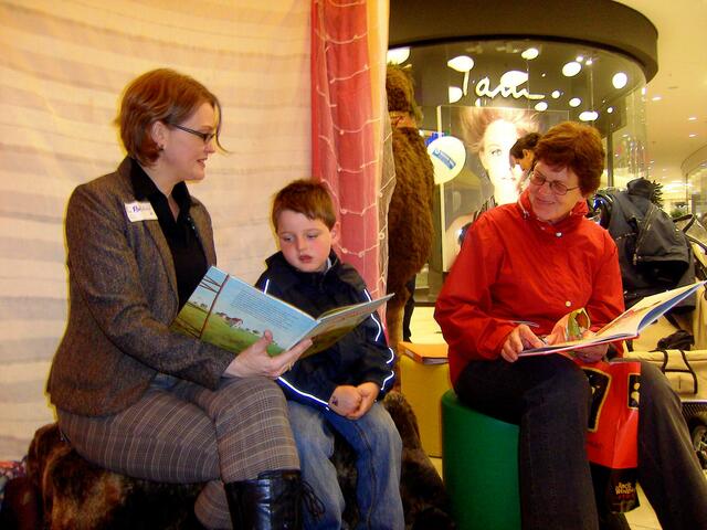 In Büchern | Foto: Lecture_Offenbach