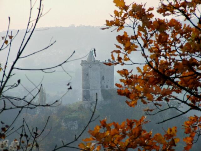 Burg Saaleck im Herbst
