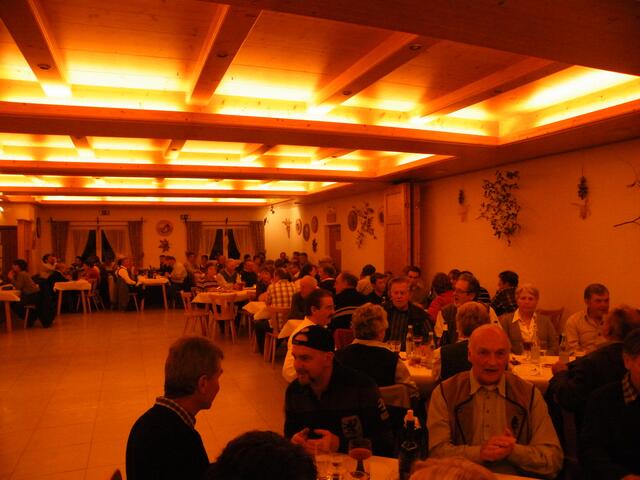 Volles Haus beim Schützenweinfest | Foto: Mareike Mai
