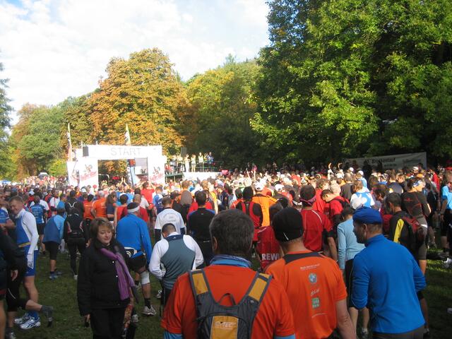 Das Marathonfeld ist gestartet