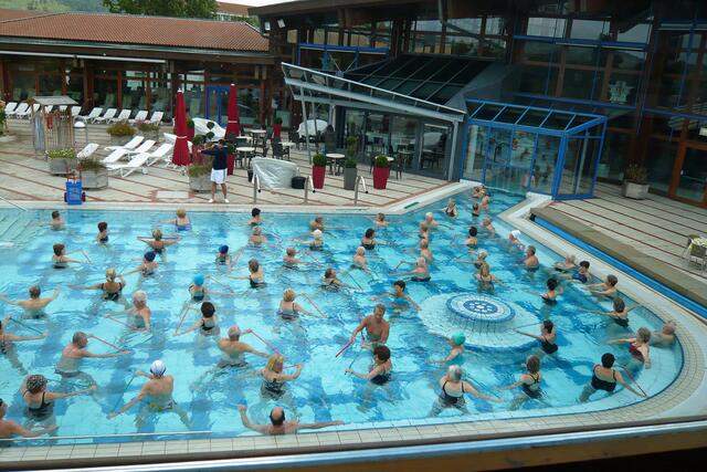 Die tagtäglichen Aktivprogramme (Wassergymnastik): "Aqua-Walking, -Stretching, -Rhythmic, -Energie, -Chi Gong, -Power, -Relaxing..."
