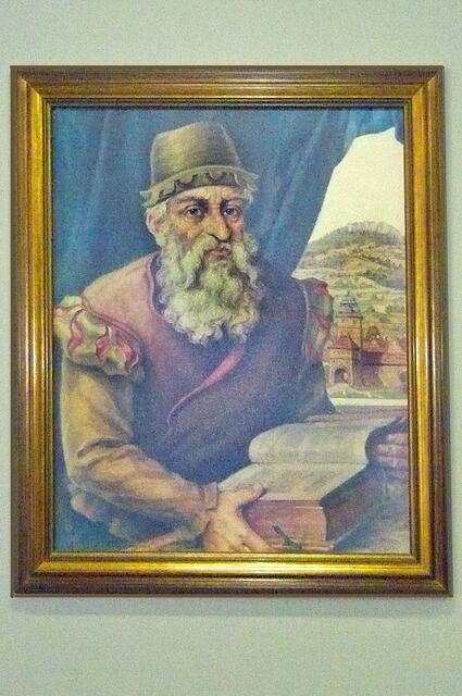 Adam-Riese-Porträt, im Hintergrund Staffelstein und der Staffelberg (Heimatmuseum)