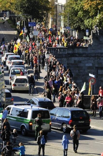 Anti-Atom-Demo, Sa.09.10.2010 in München (Luitpoldbrücke / Prinzregentenbrücke )