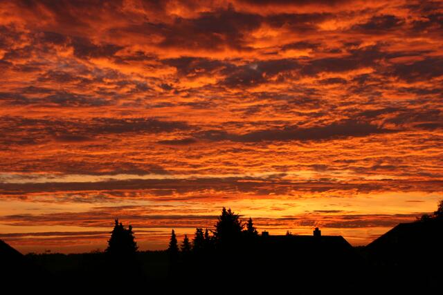 Herbstlicher Sonnenaufgang in Ramlingen