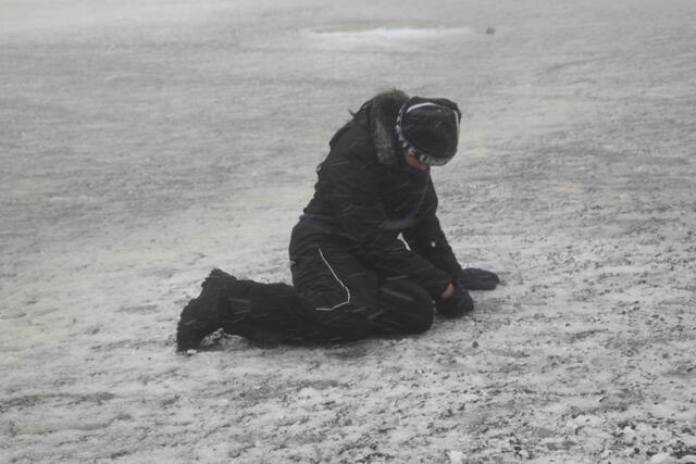kleiner Schwächeanfall von Eileen. Kälte wie im tiefsten Winter